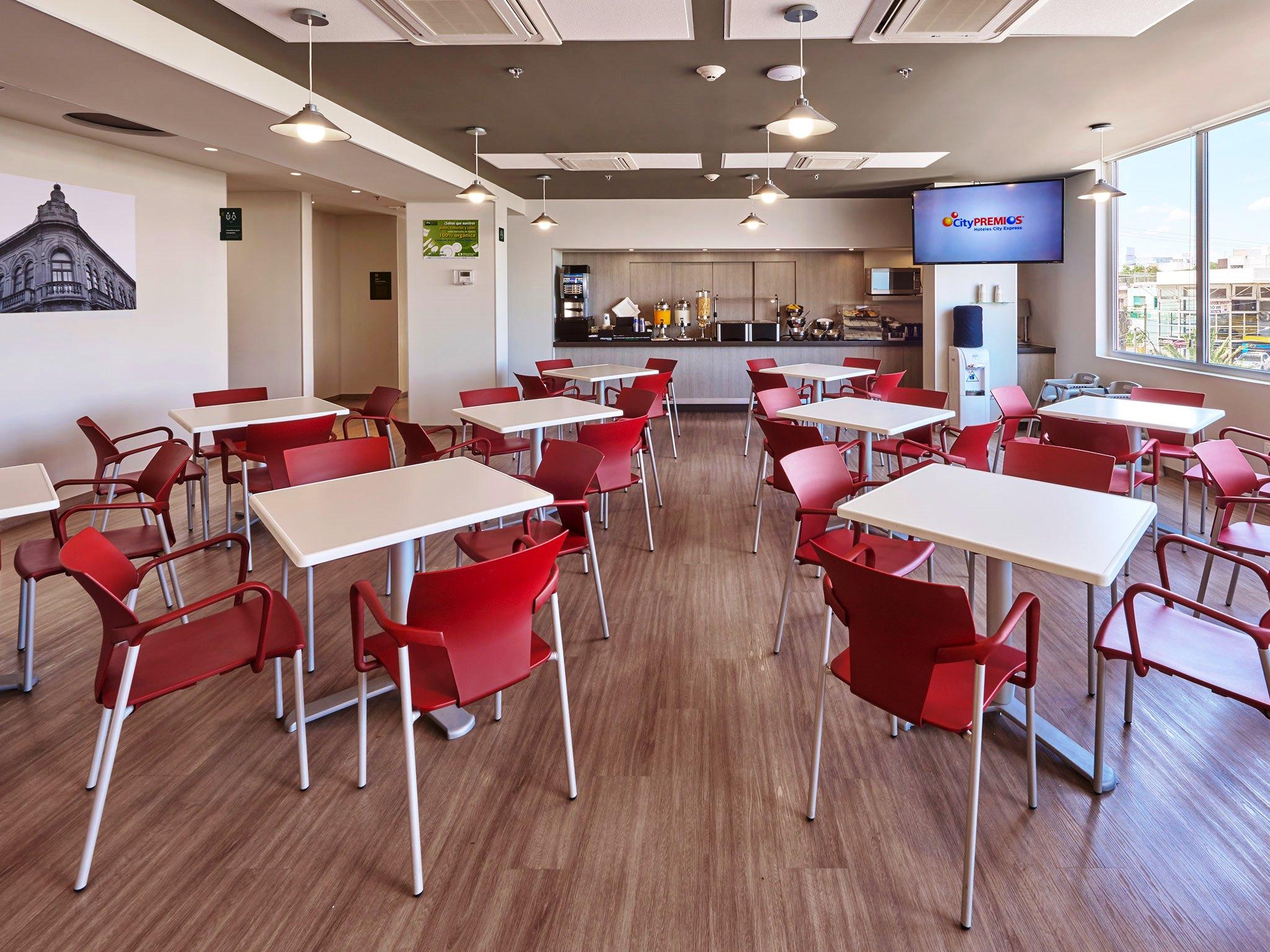 Express Junior Aeropuerto Hotel