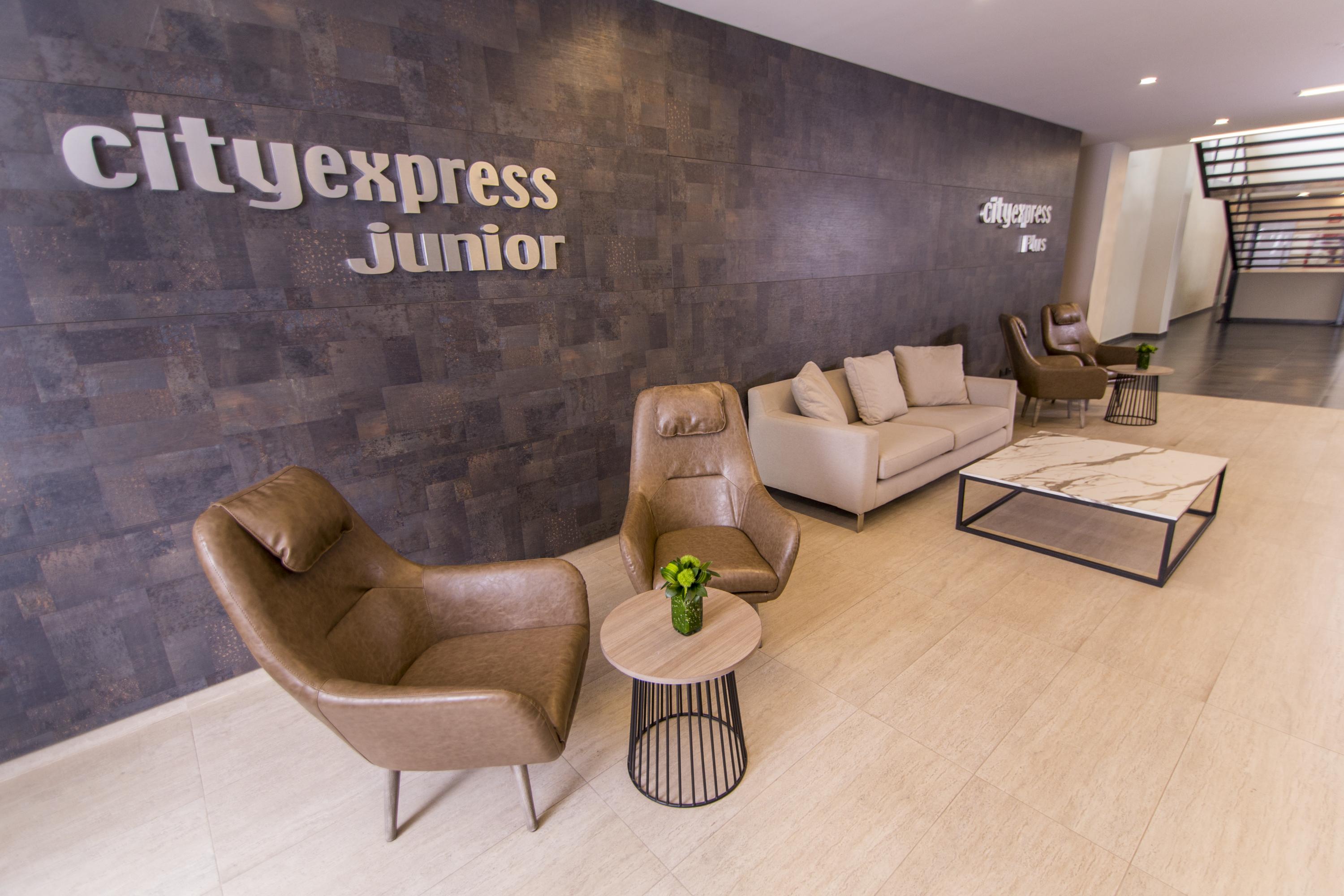 Express Junior Aeropuerto Hotel